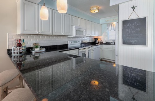 Biltmore Beach Condo | ~Stunning 4th Floor Beachfront 2B/2B Regency Condo W/FREE Beach Chairs/Umbrella~