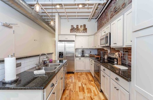Civil Rights Historic District Apartment | STUNNING 5★ LARGE Loft Downtown w/Indoor Parking