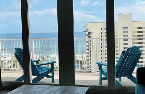 Panama City Beach Condo | Stunning Gulf Views I Sleeps 9 I Best Amenities