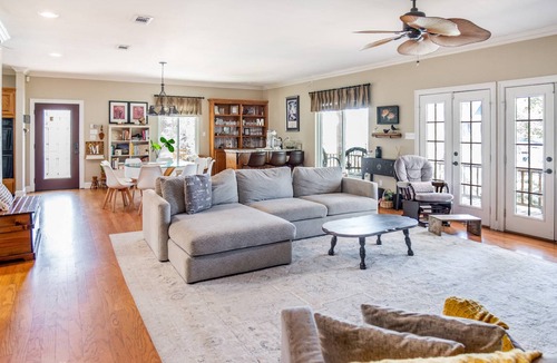 Burnside House | Stunning Riverside Retreat with Private Pool