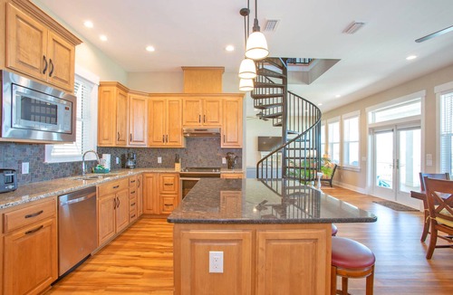 Villa Primera House | Stunning Santa Rosa Sound Front Home; Bring Your Poles to Fish from the Pier!