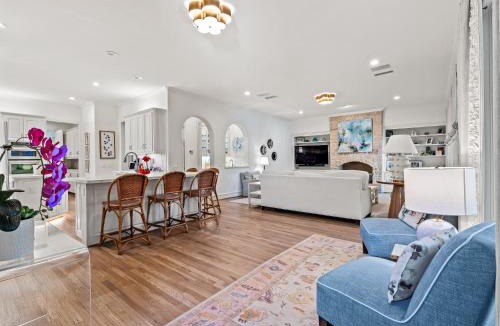 Park Cities House | Stunning Spacious Family Home in University Park