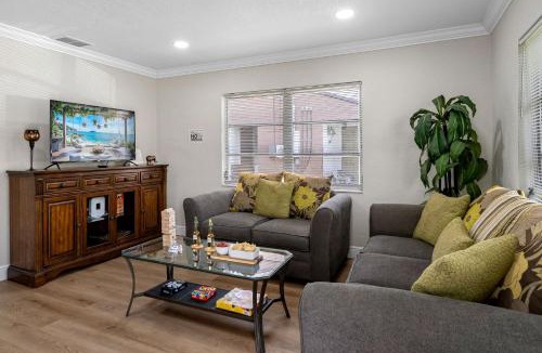 North Hyde Park House | Stunning Tampa Stay Prime Location & Comfort!