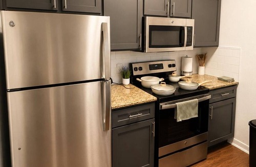 College Park Apartment | Stylish 1BR Resort Retreat Near The Woodlands