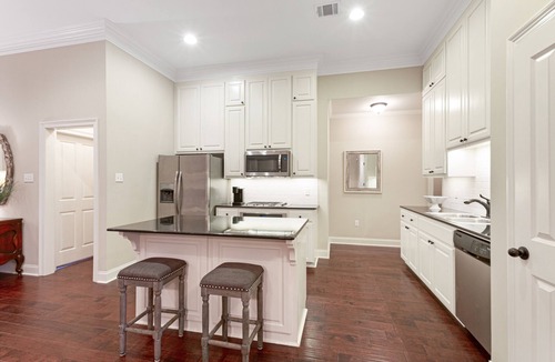 South Baton Rouge House | Stylish 4 bedroom home in the heart of Baton Rouge