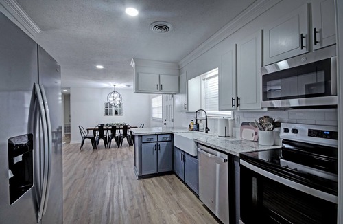 Pearl House | Stylish Comfort Near Jackson