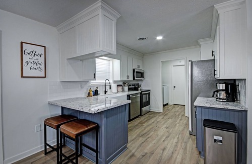 Pearl House | Stylish Comfort Near Jackson