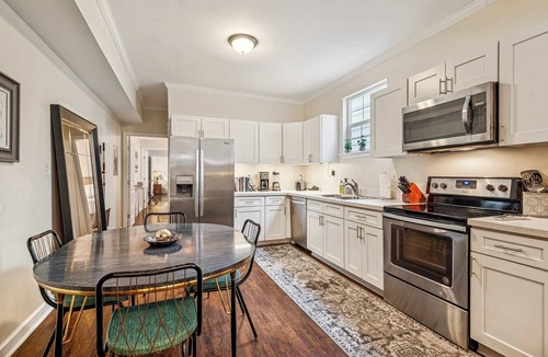Milan Apartment | Stylish Condo w Sunny Backyard Patio 3br-2ba