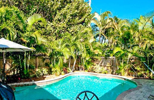 Holmes Beach Condo | Stylish island condo w/ heated private pool & lovely views - walk to the beach