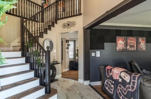 Allen House | Stylish Oasis Modern Living