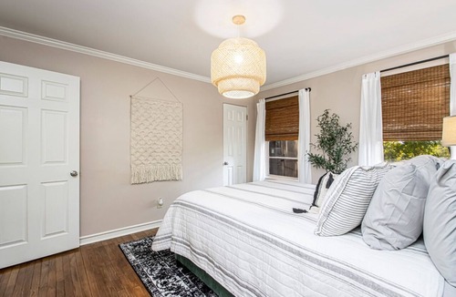 Hillcrest House | Stylish Quiet Home in the Heart of Midtown Little Rock