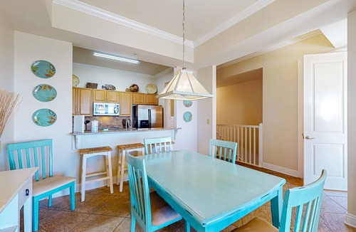 Santa Rosa Beach House | Stylish townhouse condo near the beach w/full kitchen, WiFi, and shared pool
