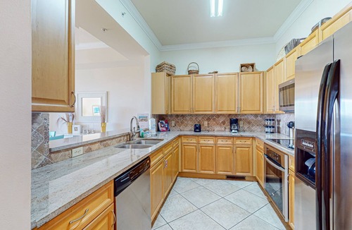 Santa Rosa Beach House | Stylish townhouse condo near the beach w/full kitchen, WiFi, and shared pool