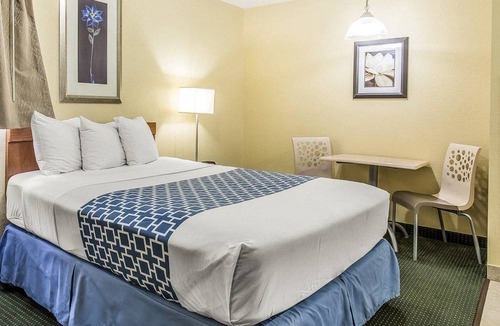 Fort Myers Hotel | Suburban Extended Stay Hotel Fort Myers Cape Coral