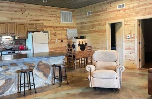 Desha House | Sugar shack Pendleton point