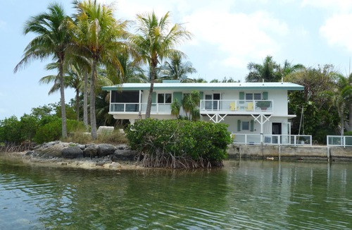 Sugarloaf Shores House | Sugarloaf Key Home With Beach, Dock and Canal!