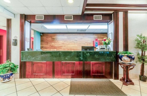 Jonesboro Apartment | Suite - 2 Queen Bed Accessible Non Smoking