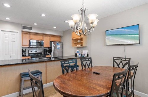 Scenic Gulf Drive House | SUMMER BOOKING SPECIALS - INCLUDES BEACH SERVICE, SUNSHINE & MEMORIES - BOOK NOW