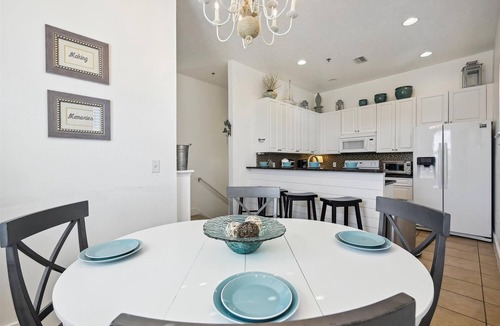 Sunnyside House | Summer Deals! Just a Short Walk to The Beach! Free Activities!