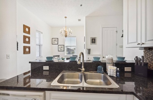 Sunnyside House | Summer Deals! Just a Short Walk to The Beach! Free Activities!