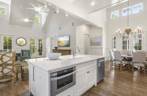 Forest District House | Summer Getaways Available! Newly Remodeled! 3 Adult Bikes! 30A Beaches!