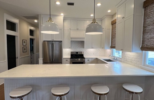 Sunnyside House | Summer Magic - NEWLY RENOVATED AND NEW FURNISHINGS!