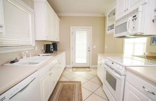 Lullwater Beach House | Summer Towne Cottages By Panhandle Getaways