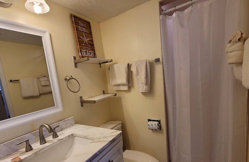 Biltmore Beach Condo | Sun, Fun, White Sand Beaches and Ocean Breezes! Do it all at The Summerhouse!