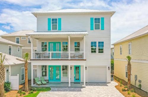 Emerald Waters Village House | Sun Justice 4 bd 4bth close to beach