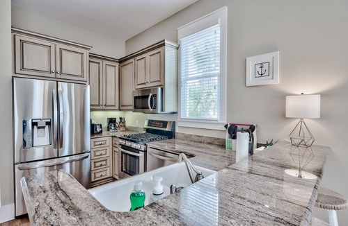 Sunnyside House | "Sunkissed" Home with Private Pool in Carillon Beach. 3 min walk to the beach!