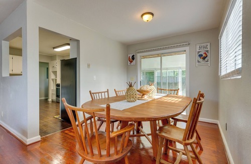 Wright House | Sunny Fort Walton Beach Vacation Rental w/Yard!