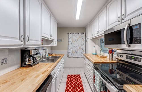 Panama City Apartment | Sunnyside Bay · Pet friendly Sunnyside Bay