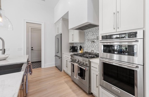 Kiska Beach House | Sunnyside Escape - New Luxury Beach House! PETS Welcome, Heated Pool, Games