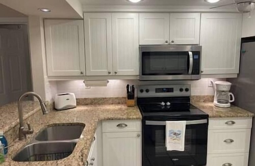 Palma del Mar Apartment | Sunrise & Beach lovers paradise remodeled sleeps 4