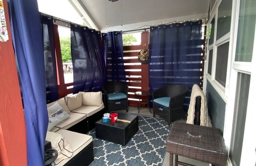 Gadsden Cottage | Sunrise Cottage at River Rocks Landing