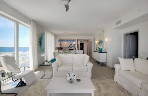 Navarre Beach Condo | Sunscape | 🌅 Corner Condo + Gulf Views + Platinum Beach Service Included