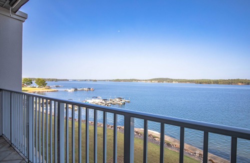 Dadeville Apartment | Sunset Serenity at Lake Martin, Sunset Serenity- 2BR Lake Martin Condo w/best views!