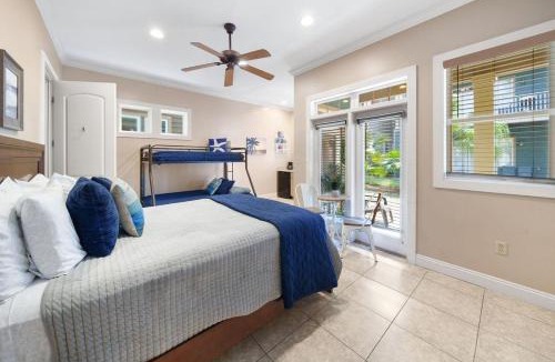 Crescent Beach House | Sunset Serenity
