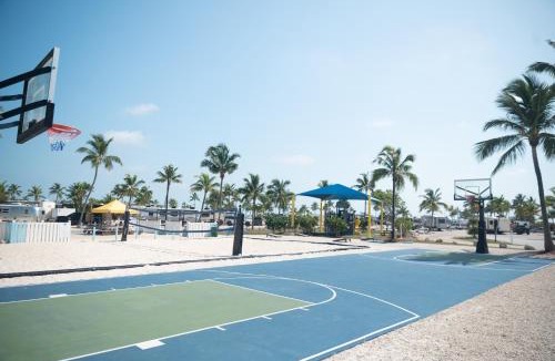 Big Pine Key Hotel | Sunshine Key RV Resort & Marina