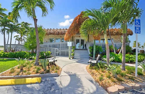 Big Pine Key Resort | Sunshine Key Travel Trailer 5