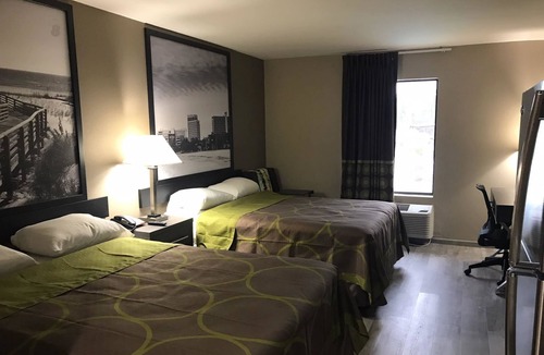 Kreole Hotel | Super 8 by Wyndham Pascagoula