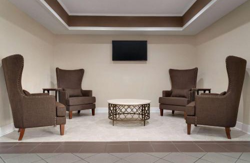 Pearl Hotel | Super 8 by Wyndham Pearl/Jackson Airport