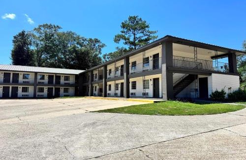 Picayune Hotel | Super 8 by Wyndham Picayune