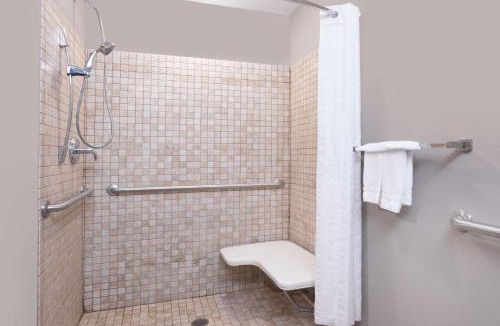 Rainsville Hotel | Super 8 by Wyndham Rainsville