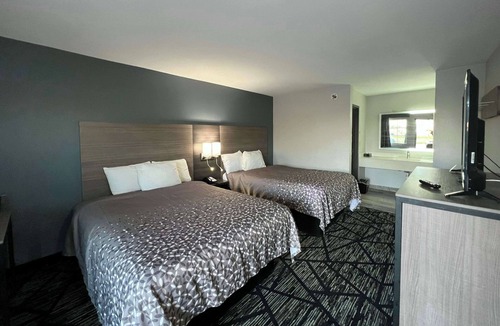 Sulphur Hotel | Super 8 by Wyndham Sulphur South