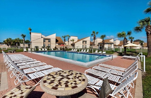 Summer Breeze Condo | 🏖️Super Deals! Free Activities! Family Friendly Resort!🏖️