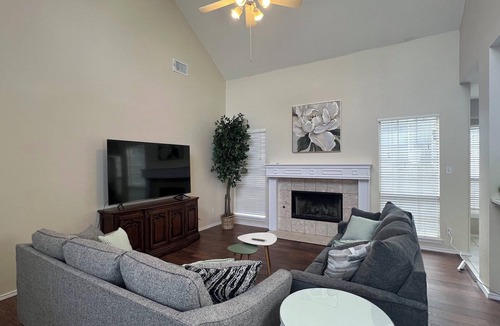 North Central Carrollton House | Superb 4-bedroom house on George Bush Tpk, Carrollton