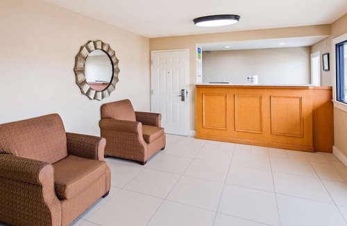 Tupelo Hotel | SureStay Hotel by Best Western Tupelo North