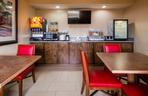 Tupelo Hotel | SureStay Hotel by Best Western Tupelo North