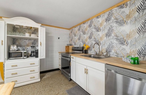 Laguna Beach Condo | Surf Shack|Laguna Beach|Pet Friendly